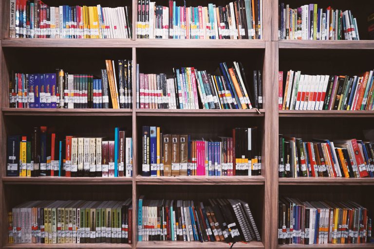 HOME-3-768x512 Profil Perpustakaan